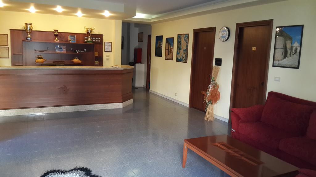 Albergo Boccaccio Villa San Giovanni Exteriör bild