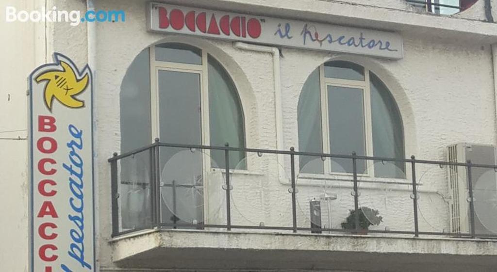 Albergo Boccaccio Villa San Giovanni Exteriör bild