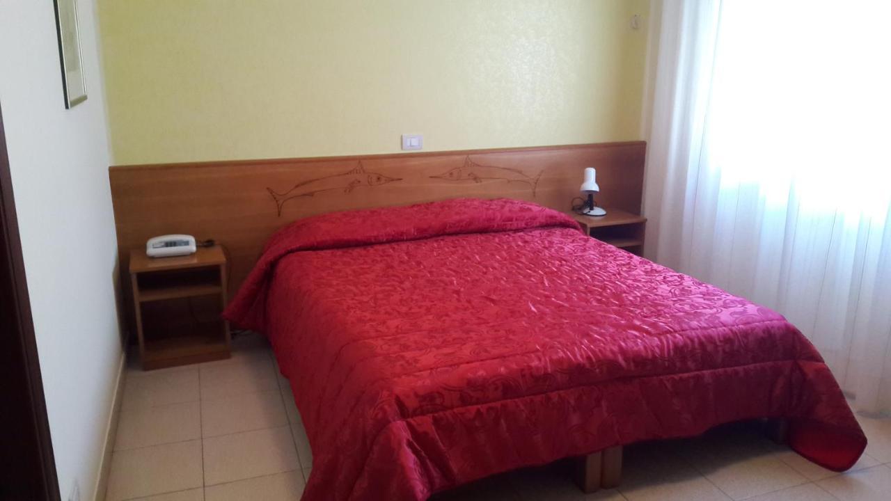 Albergo Boccaccio Villa San Giovanni Exteriör bild